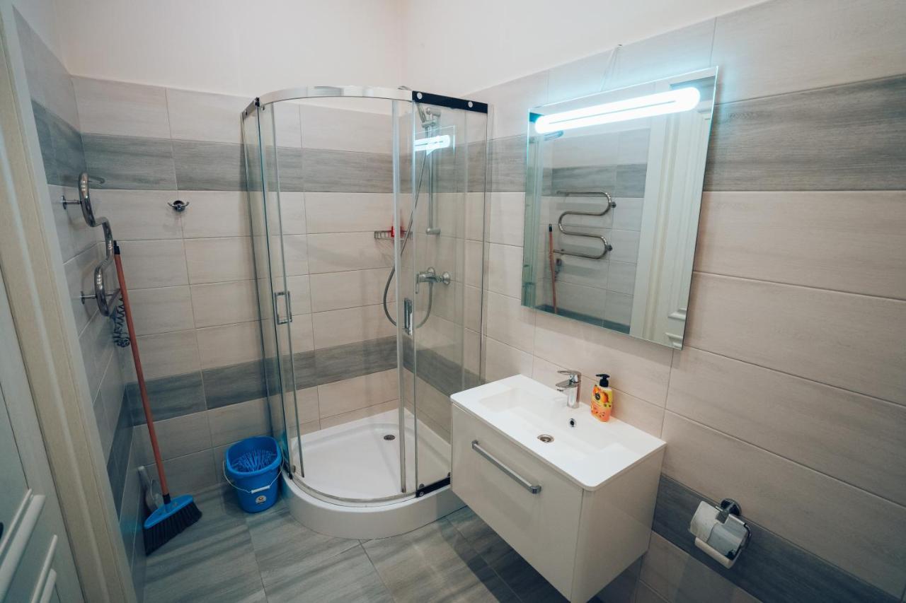 Wonderful Flat On City Center 乌日霍罗德 外观 照片